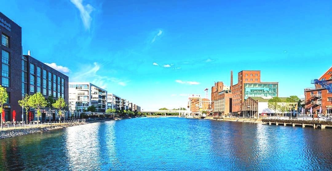 City Apartment Duisburg 1#Netflix &Wlan &Kingsize Bett &Kaffee Maschine & Central & 500M Innenhafen & 2 Min U Bahn Exterior foto